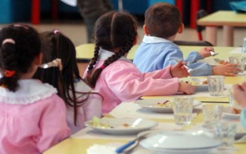Controversie sul “menù della pace” nelle scuole