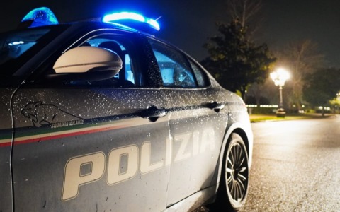 Giovane ferito in un’aggressione a Pietrasanta la notte di Natale