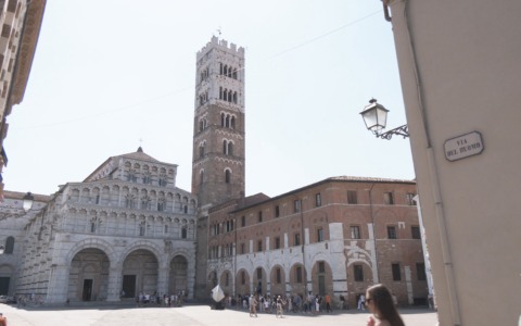 La Camminata degli Elfi invade le Mura di Lucca, un evento per socialità e salute