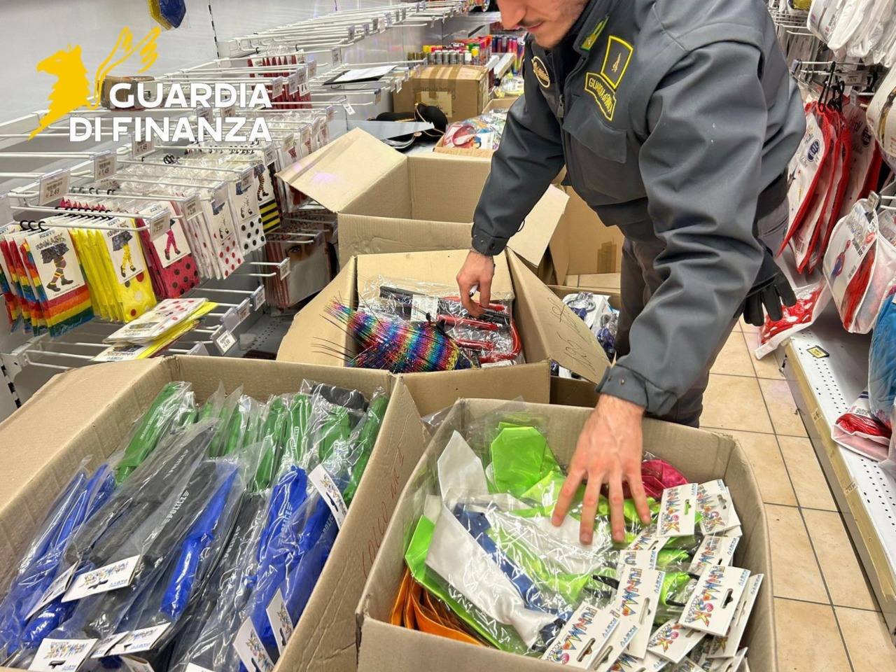 Sequestro di oltre 7.100 prodotti non sicuri durante Carnevale