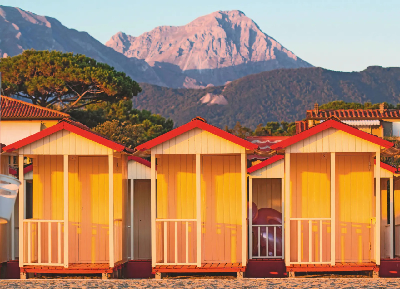 Forte dei Marmi, stabilimenti balneari limitati a 40 aperture serali