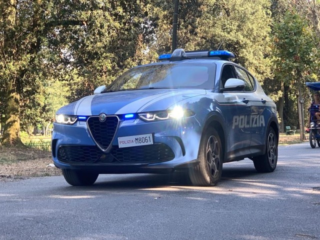 Versilia, coppia ricercata per traffico di droga arrestata in vacanza con la figlia